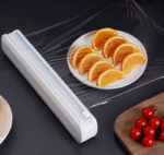 Dispenser pentru folia alimentara cu lama de taiere