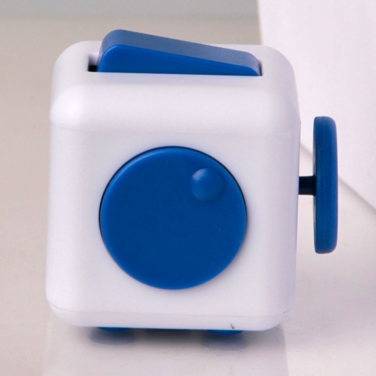 Cub antistres, fidget cube cu latura anti-anxietate, alb-albastru inchis, 3x3x3 cm Smartmall - imagine 3
