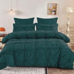 Lenjerie de Pat 6 Piese Finet Inimi Brodate | Verde Smarald | Cearceaf Pilota 200x230 Fermoar | Pat 250x270 | 4 Fete Perna | 130 GSM