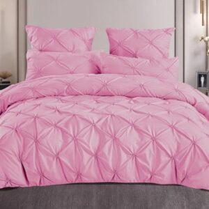 Lenjerie de Pat 6 Piese Brodata | Broderie Fina Rezistenta | Cearceaf Pilota 200x230 | Pat 230x250 | 4 Fete Perna 50x70 si 70x70 | Roz