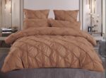 Lenjerie de Pat 6 Piese Brodata | Broderie Fina Rezistenta | Cearceaf Pilota 200x230 | Pat 230x250 | 4 Fete Perna 50x70 si 70x70 | Maro